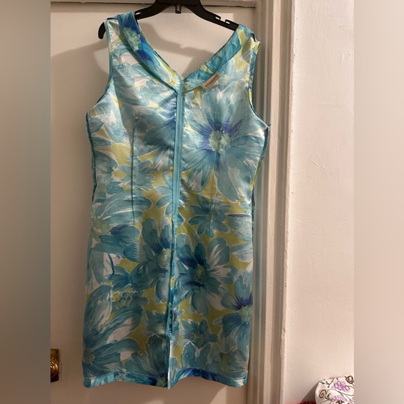 Expressions - Picture 3 of 7